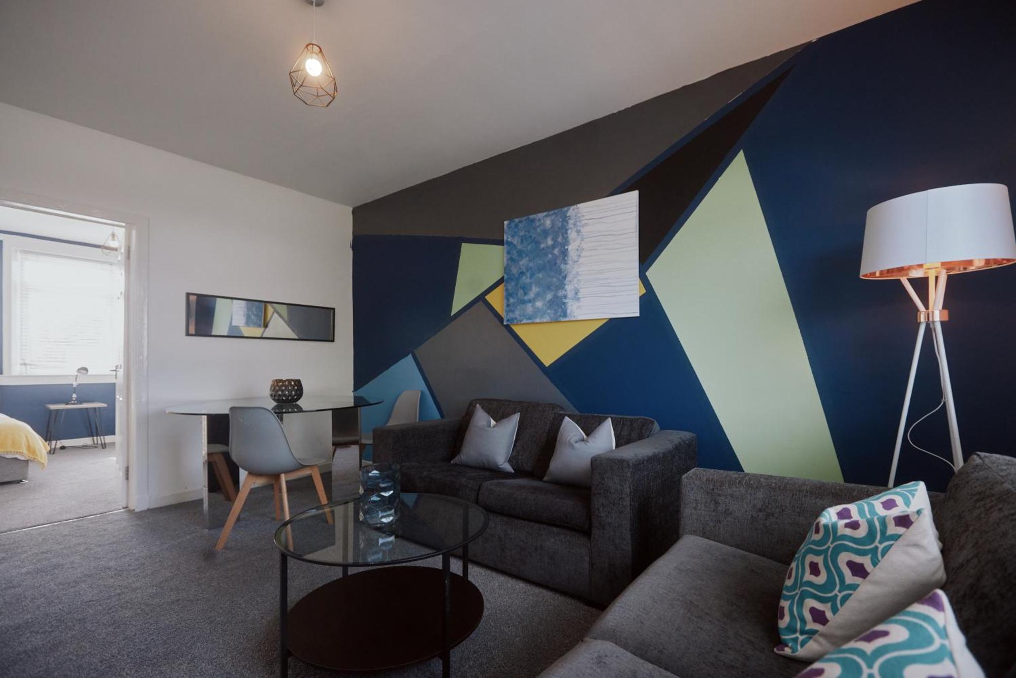 Modern And Vibrantly Designed Apartment Motherwell Luaran gambar